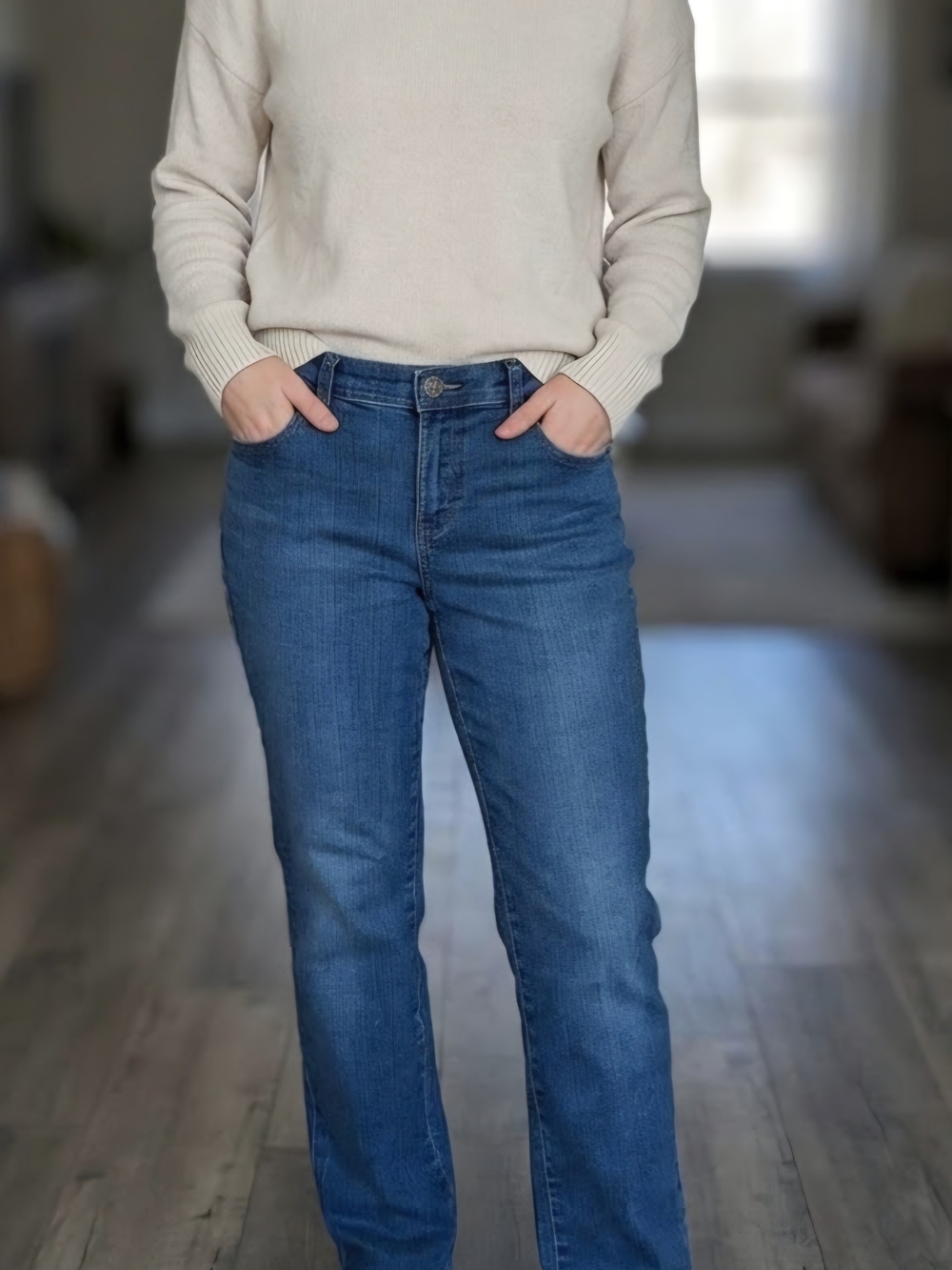 Style & Co. Women's Natural Fit Blue Straight Leg Jeans SIZE 6
